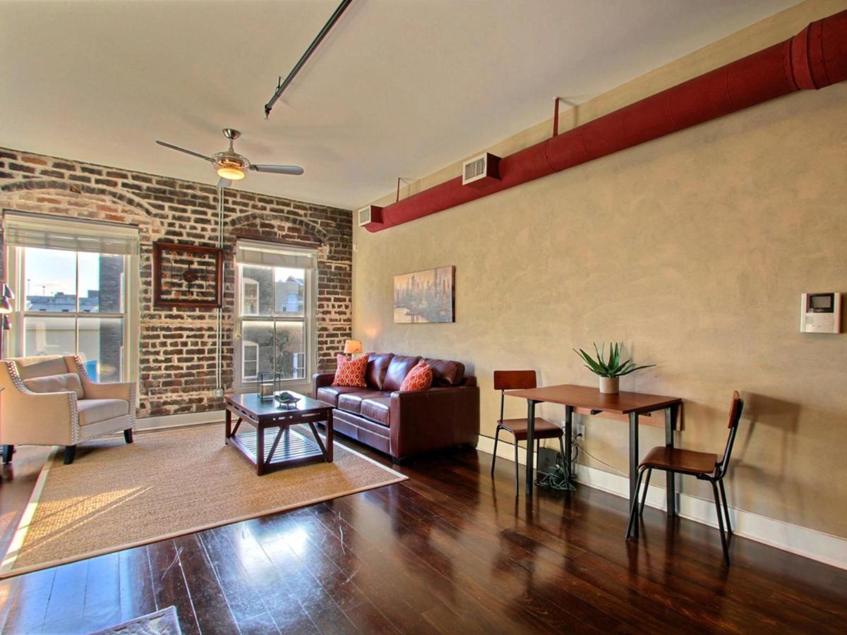 Soho Suite Savannah Exteriör bild