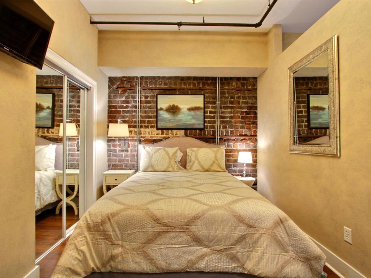 Soho Suite Savannah Exteriör bild